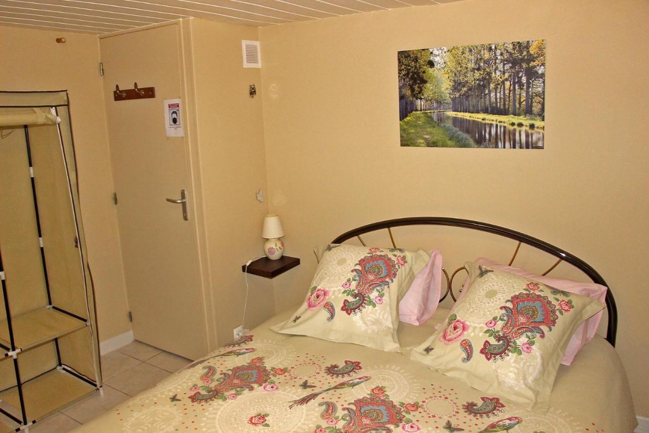 Bed and Breakfast Le Pre De Luceau Blet Экстерьер фото